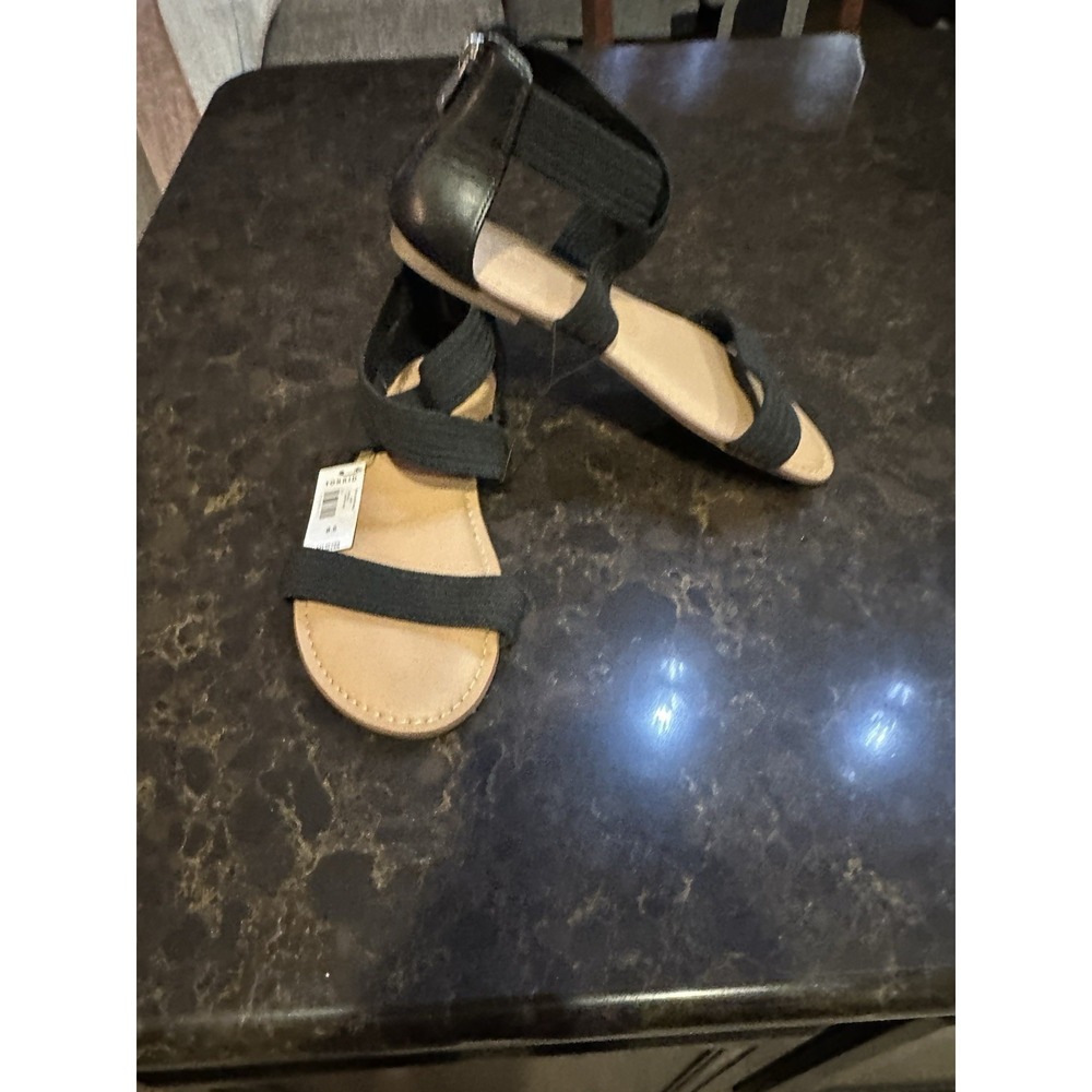 Torrid NWT Women's Sandals Size 8 1/2 Black Stretch Strap Back Zip Sexy Beach